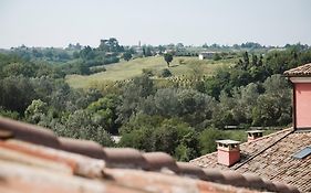 Vicolo Al Castello - Langhe e Monferrato Suites